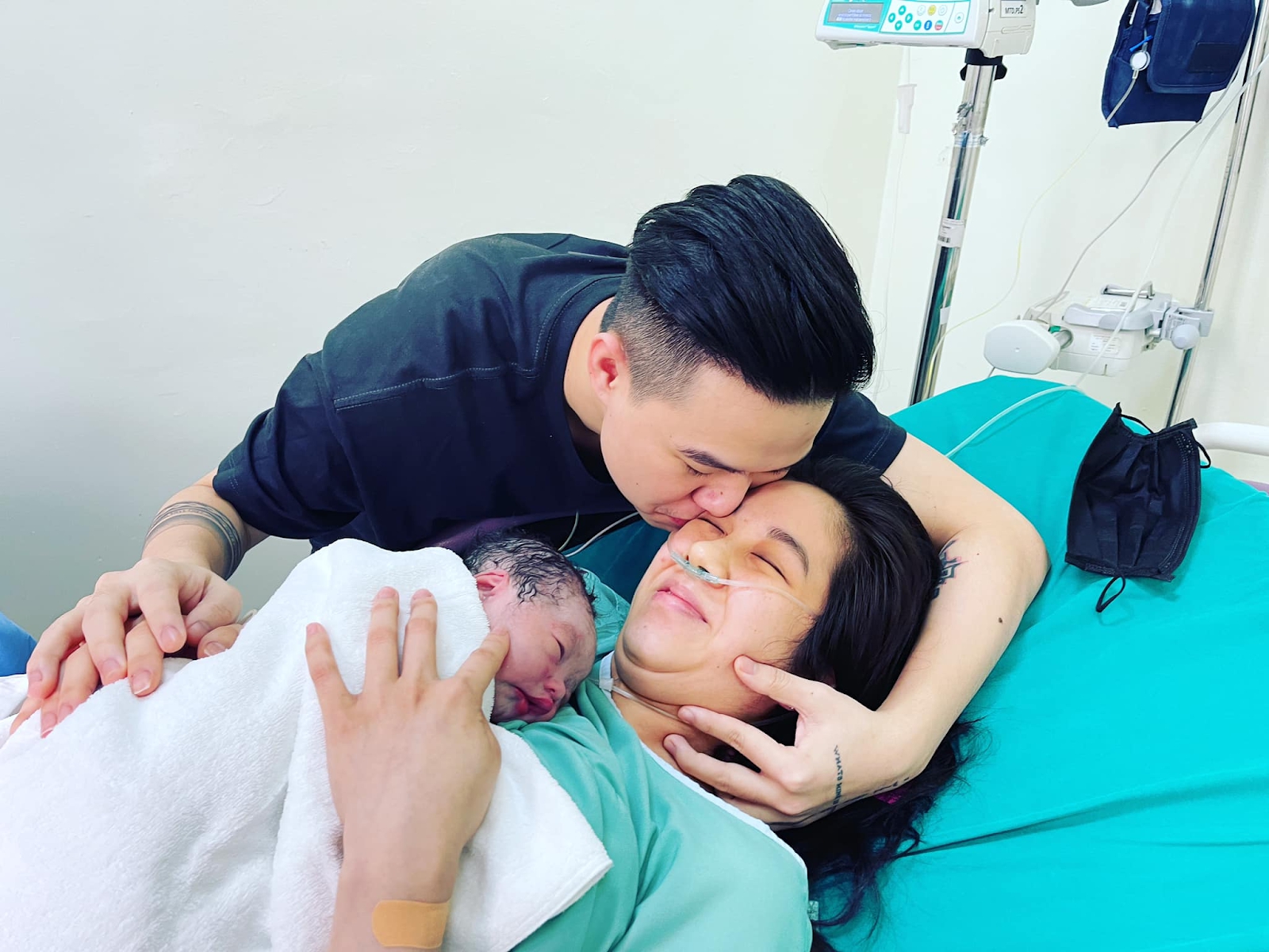 Rambo radiantly showed off his son, Linh Ngoc Dam exclaims that Tran Meo is surrogacy - Photo 5. Rambo radiantly showed off his son, Linh Ngoc Dam exclaims that Tran Meo is surrogacy - Photo 5.