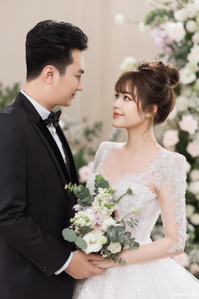 Leaked image of actor Anh Tuan black on the wedding day, why should it be? - Photo 6. Leaked image of actor Anh Tuan black on the wedding day, why should it be? - Photo 6.