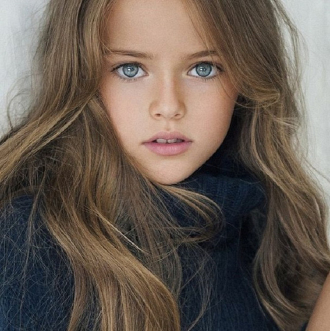 The 9-year-old world's most beautiful child model has been the muse of a series of popular brands that has become a young woman, is her beauty still the same?  - Photo 1.