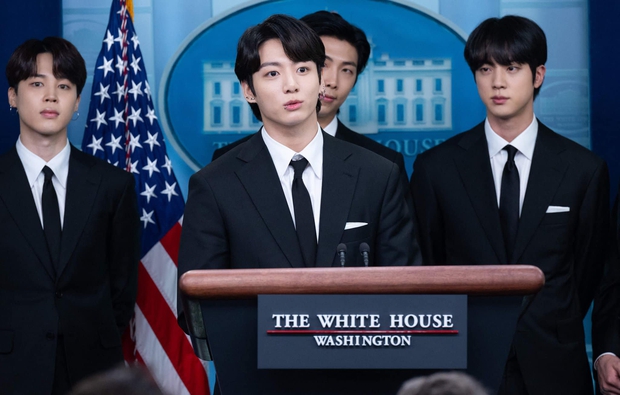 BTS with an impressive statement about inequality at the White House, surprised that the group's music can reach the world - Photo 2.