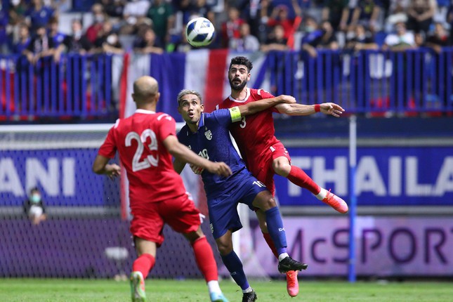 Thailand team lost to Bahrain, breaking the 11-match unbeaten streak - Photo 1.