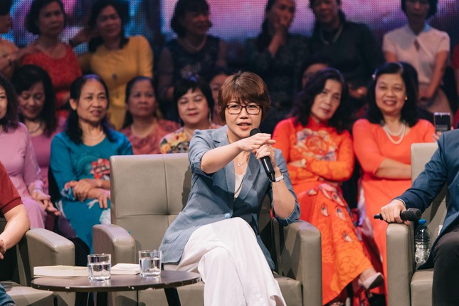 NSƯT Ch&iacute; Trung tiết lộ l&iacute; do hồi b&eacute; bị bạn b&egrave; gắn m&aacute;c ki bo - Ảnh 2.