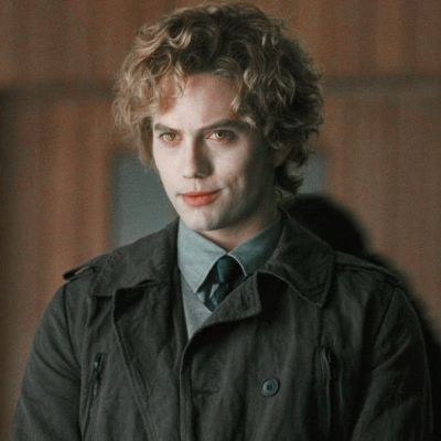 Hóa ra vai chàng ma cà rồng Twilight suýt vào tay mỹ nam này: Vượt hơn 5000 ứng viên mà vẫn thua Robert Pattinson - Ảnh 9.