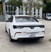 Cận cảnh xe &ocirc; t&ocirc; nghi của 5 đối tượng trốn khỏi nh&agrave; tạm giữ - Ảnh 1.