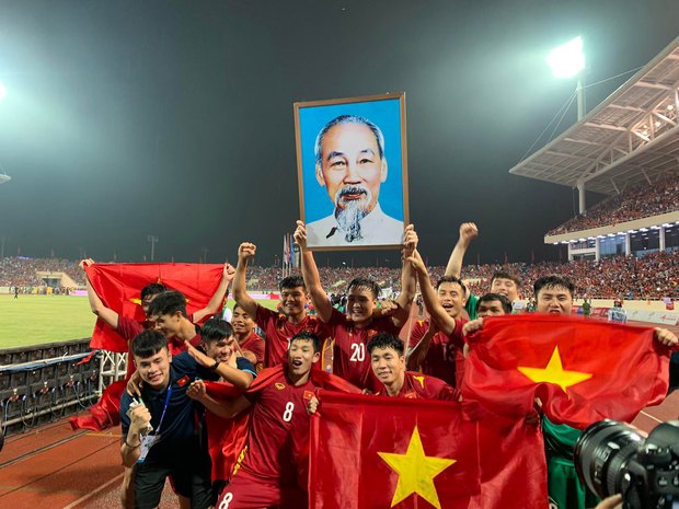 U23 Việt Nam đã dừng bước nhưng người hâm mộ vẫn vô cùng tự hào: Đây là 4 lý do! - Ảnh 1.