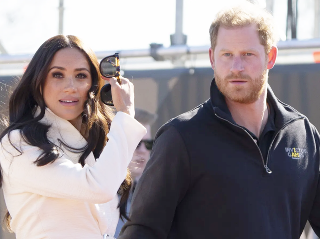 Nhà Meghan Markle rục rịch quay trở lại hoàng gia, muốn hàn gắn mọi thứ bằng kế hoạch đặc biệt - Ảnh 1.