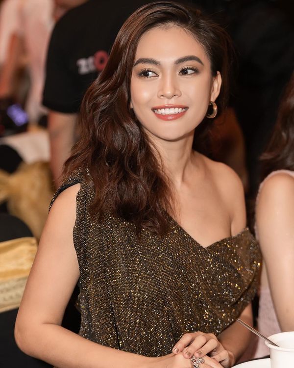 Sự nghiệp 9 Qu&aacute;n qu&acirc;n Vietnams Next Top Model: Người ở ẩn, người lấn s&acirc;n thi Hoa hậu - Ảnh 6.