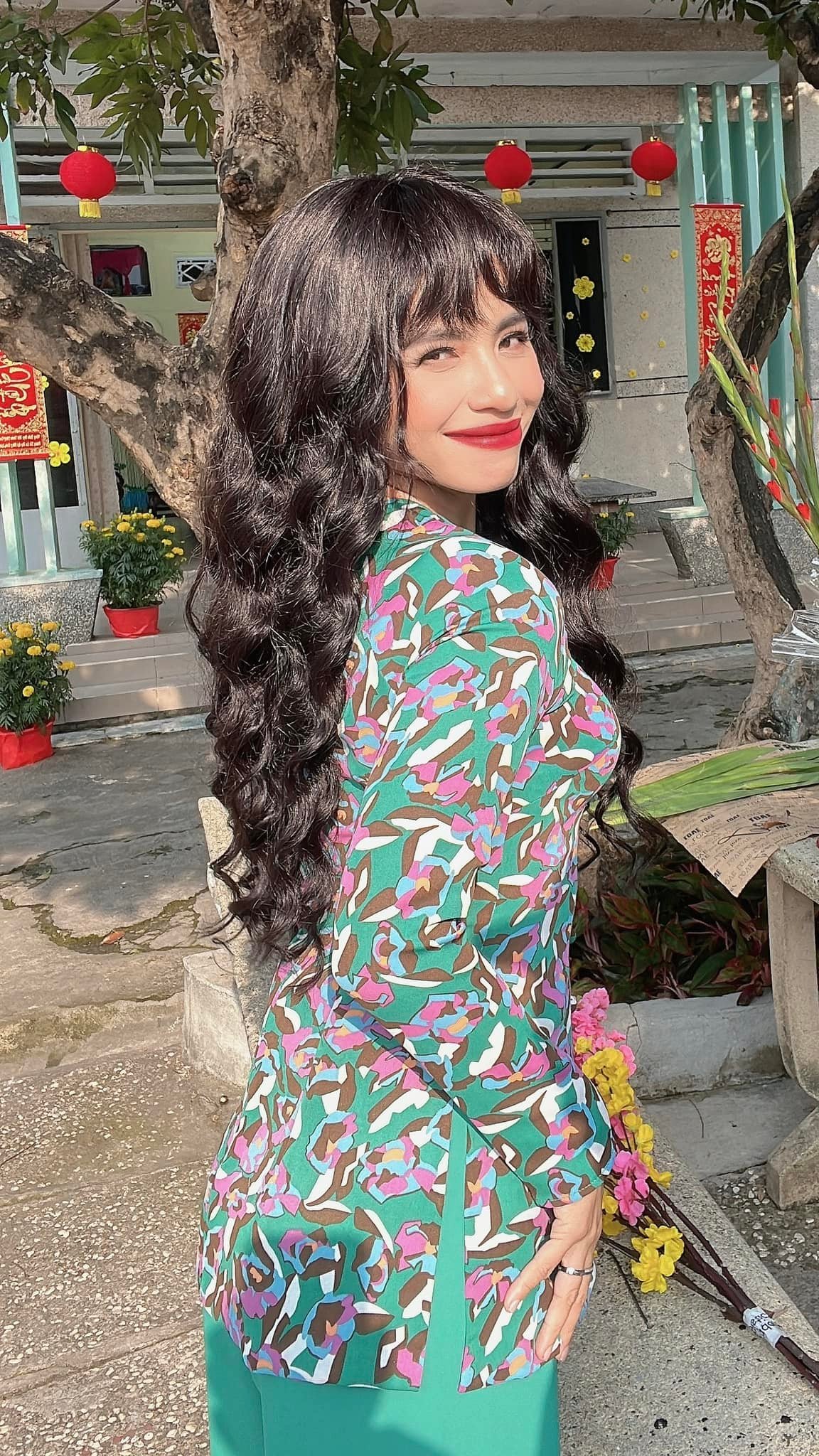 Cuộc sống 4 quán quân Cười Xuyên Việt: Lê Dương Bảo Lâm - Ngọc Phước được đón nhận, 1 nhân vật gây xôn xao - Ảnh 11. Cuộc sống 4 quán quân Cười Xuyên Việt: Lê Dương Bảo Lâm - Ngọc Phước được đón nhận, 1 nhân vật gây xôn xao - Ảnh 11.