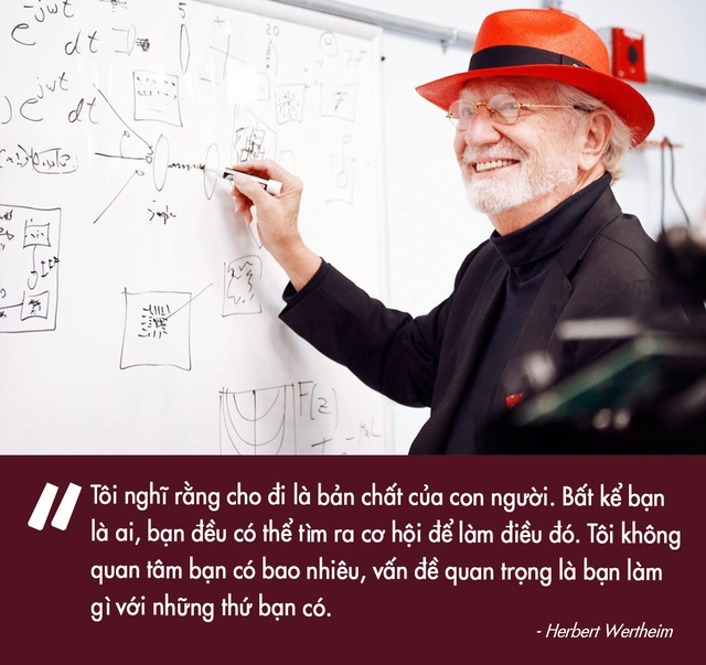 Bác sĩ nhãn khoa trở thành tỷ phú nhờ đầu tư theo bí kíp của Warren Buffett: Kiếm tiền vì đam mê chứ không để làm giàu, nguyện hiến 50% tài sản làm từ thiện  - Ảnh 12.