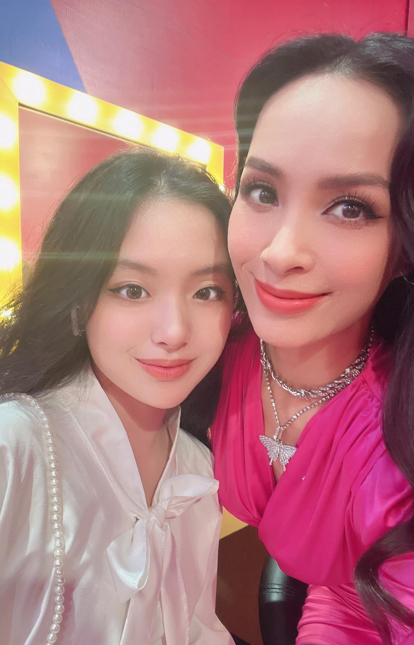 2 cặp tiểu thư t&agrave;i sắc vẹn to&agrave;n Vbiz: &Aacute;i nữ nh&agrave; Quyền Linh xinh như hoa hậu, con của Thu&yacute; Hạnh c&oacute; th&agrave;nh t&iacute;ch đặc biệt! - Ảnh 15.