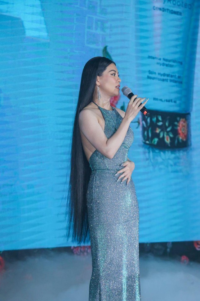 Học vấn đáng nể của người thủ vai nữ hoàng chân đất Khánh Ly trong Em và Trịnh - Ảnh 7.