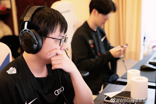 WBG đ&atilde; phơi b&agrave;y 3 điểm yếu lớn nhất trong trận thua EDG - Ảnh 2.