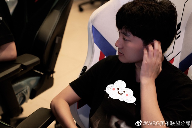 WBG đ&atilde; phơi b&agrave;y 3 điểm yếu lớn nhất trong trận thua EDG - Ảnh 4.