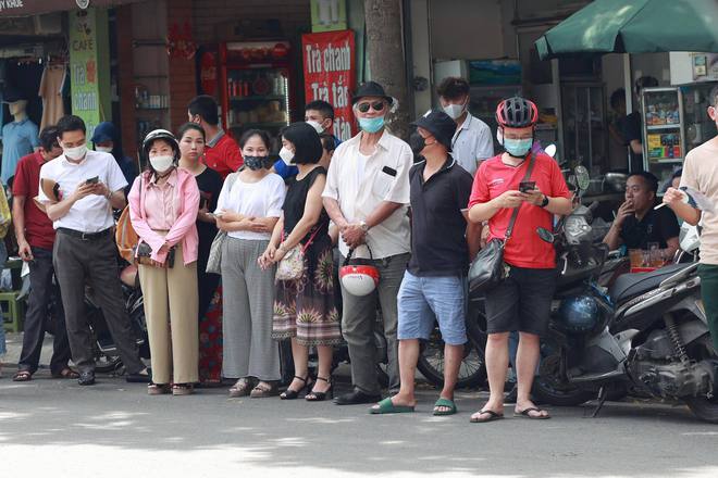 Đề thi Văn lớp 10 nóng hổi: Bàn về sự cần thiết của việc nuôi dưỡng vẻ đẹp tâm hồn - Ảnh 3.