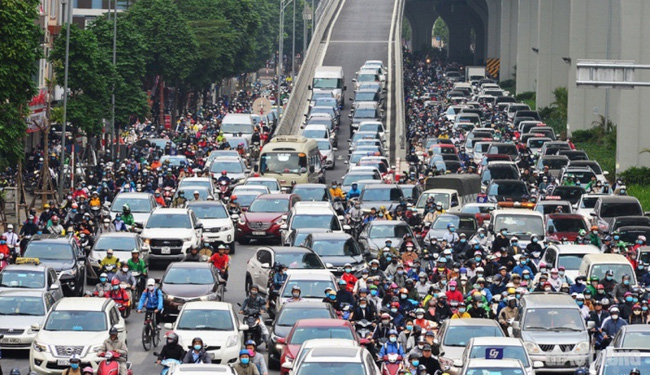 Phân luồng lại một số điểm nóng giao thông tại Hà Nội từ 18/6 - Ảnh 1.
