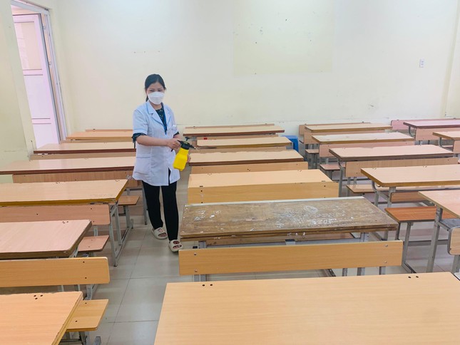 Thi tuyển lớp 10 ở Hà Nội: Toàn thành phố có 186 em thuộc diện F0 - Ảnh 1.