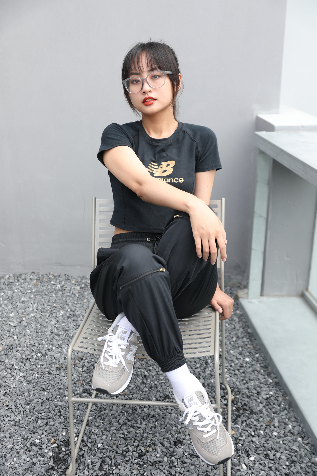 “Soi” phong cách IU và giới trẻ Gen Z hè này: Hình như là 