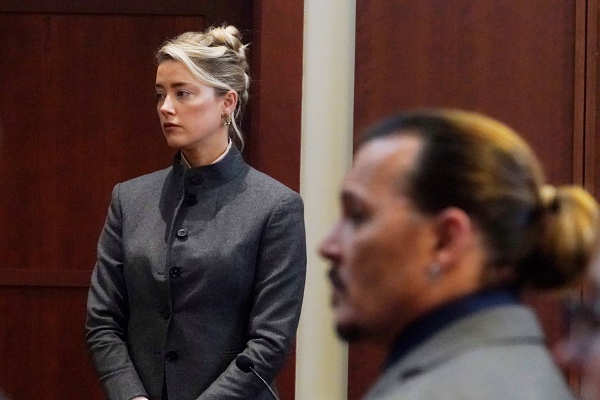 At the end of the marriage trial, Johnny Depp and Amber Heard faced a career trial - Photo 6.
