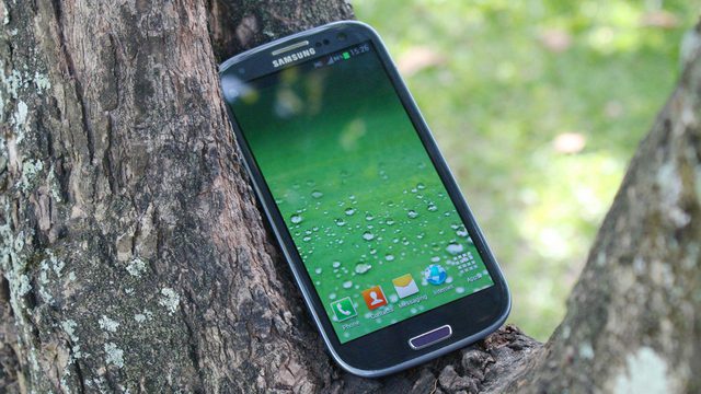Tưởng nhớ Galaxy S3: Chiếc điện thoại giúp Samsung vượt lên chính mình - Ảnh 1.