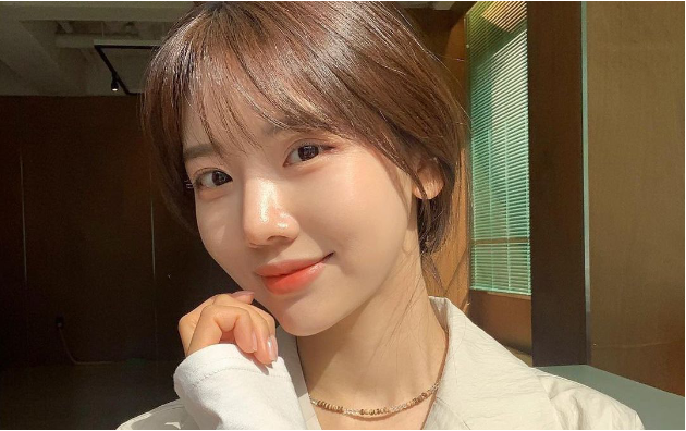 6 việc phải làm sau khi bôi kem chống nắng để đánh bại lão hóa, cứu collagen - Ảnh 4. 6 việc phải làm sau khi bôi kem chống nắng để đánh bại lão hóa, cứu collagen - Ảnh 4.