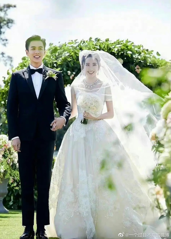Ảnh cưới của sao Hàn - Trung bất ngờ xôn xao trở lại: Song Hye Kyo - Song Joong Ki ly hôn rồi vẫn được nhắc tới - Ảnh 5.