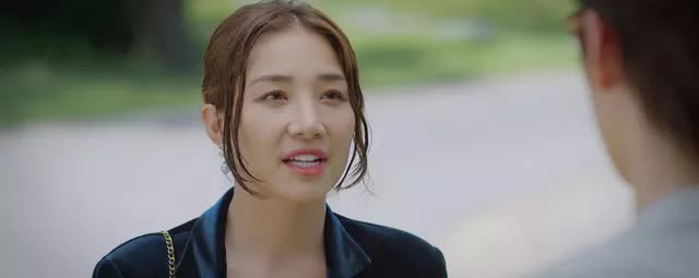 Thương ngày nắng về 2 - Tập 35: Ông Long dọa gạch tên Duy ra khỏi quyền thừa kế nếu đến với Trang - Ảnh 1.