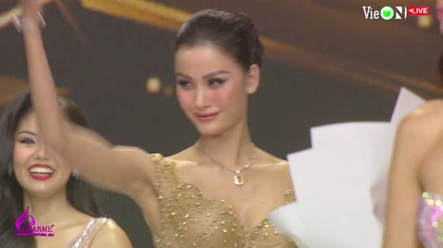 Cựu thí sinh Next Top Model và chị gái Nam Em giành cú đúp đêm Bán kết Hoa hậu Hoàn vũ Việt Nam 2022 - Ảnh 11.