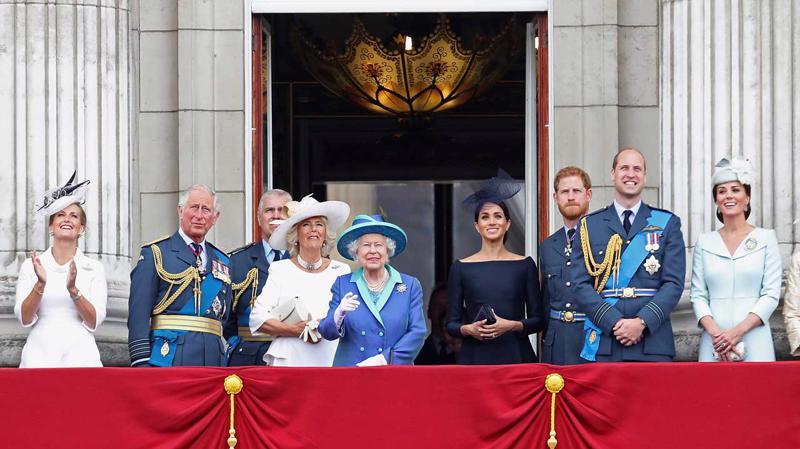 Có thật Hoàng gia Anh không phản ứng gì trước những bộ phim về họ? - Ảnh 2. Có thật Hoàng gia Anh không phản ứng gì trước những bộ phim về họ? - Ảnh 2.