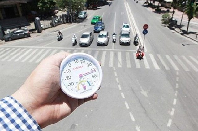 Từ nay đến giữa th&aacute;ng 7 l&agrave; cao điểm nắng n&oacute;ng ở miền Bắc - Ảnh 1.