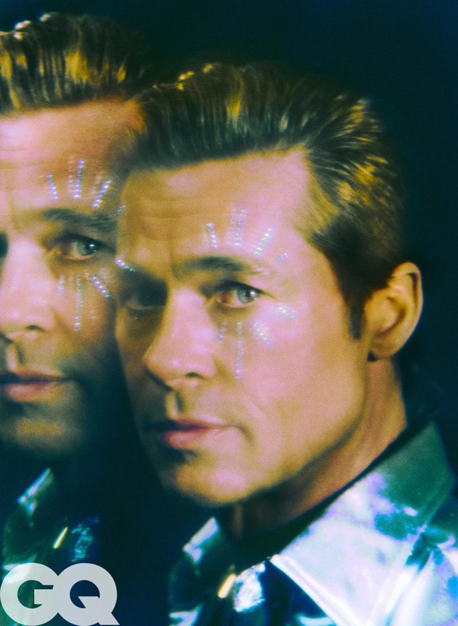 Brad Pitt trải l&ograve;ng về cuộc sống sau ly h&ocirc;n Angelina Jolie, qu&aacute; tr&igrave;nh từ bỏ rượu v&agrave; thuốc l&aacute;  - Ảnh 3.