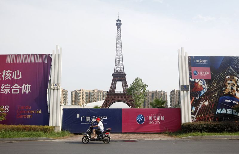 “Paris phiên bản lỗi” bỏ hoang của Trung Quốc: Từ tham vọng về thành phố hoa lệ giữa lòng châu Á tới cảnh ngán ngẩm hiện tại - Ảnh 18.