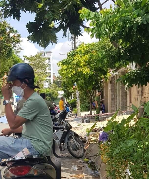 Thanh ni&ecirc;n mặc đồ Grab đ&acirc;m chết chủ biệt thự ở TP.HCM - Ảnh 2.