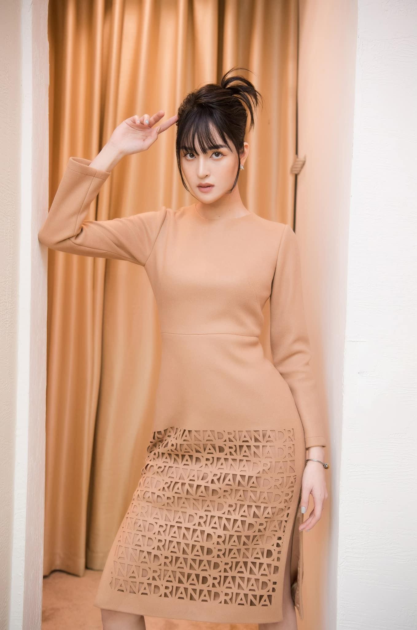 Gu thời trang thăng hạng ng&agrave;y c&agrave;ng n&oacute;ng bỏng, s&agrave;nh điệu của &Aacute; hậu 2 con Ho&agrave;ng Anh - Ảnh 15.