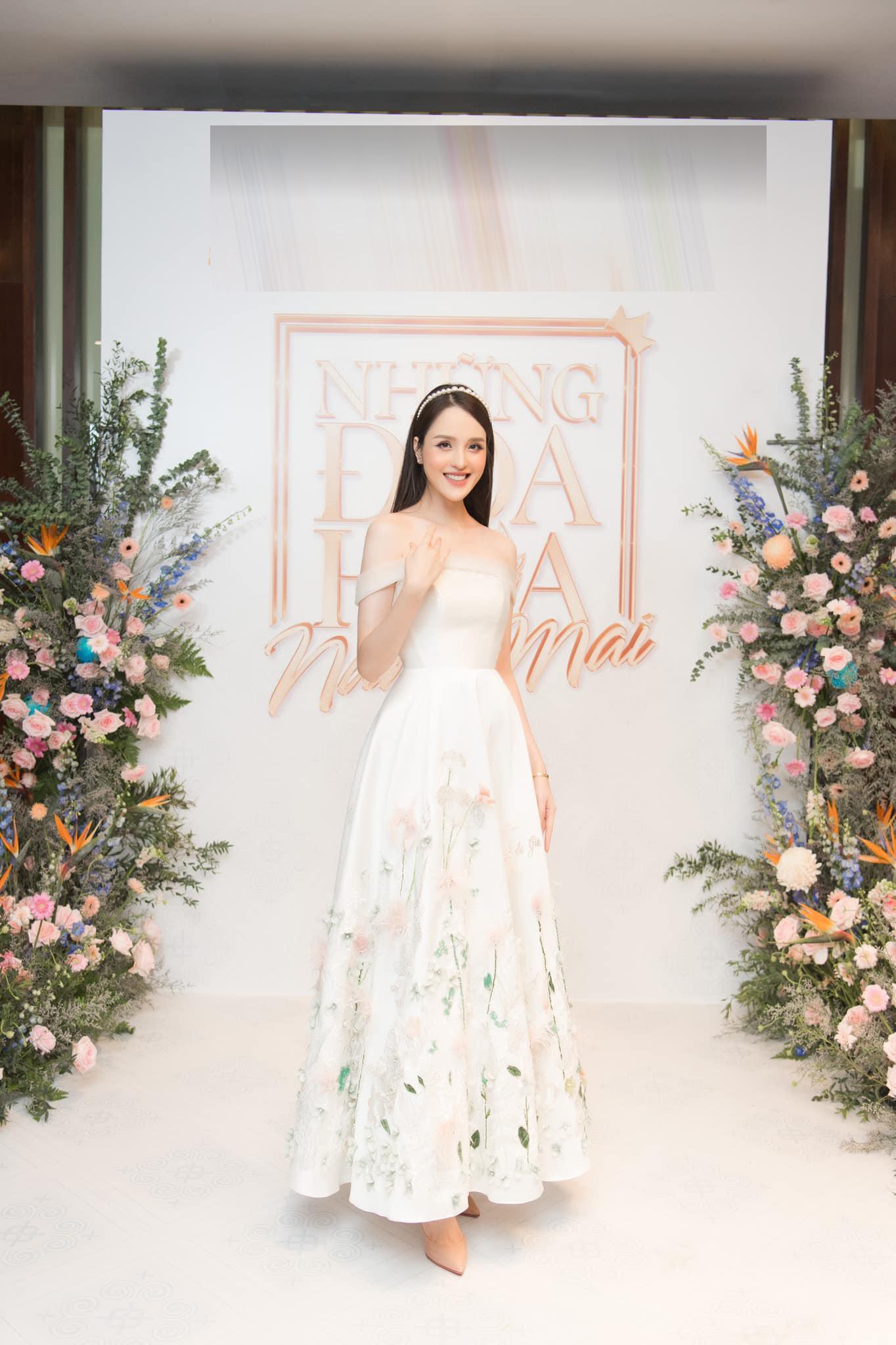 Gu thời trang thăng hạng ng&agrave;y c&agrave;ng n&oacute;ng bỏng, s&agrave;nh điệu của &Aacute; hậu 2 con Ho&agrave;ng Anh - Ảnh 6.