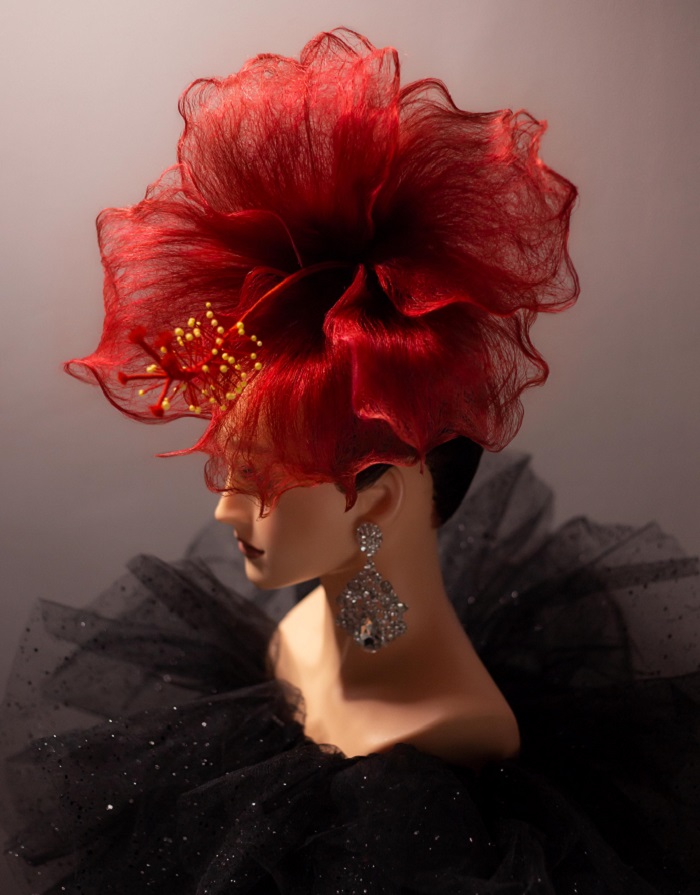 Chàng trai trẻ tài hoa và những kiểu tóc độc lạ khiến dân tình mê mẩn - Ảnh 3.