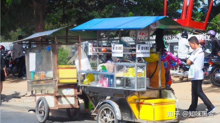 The man shares the experience of selling food for more than 50 million/month, who said street vendors are hard to make money?  - Photo 1.