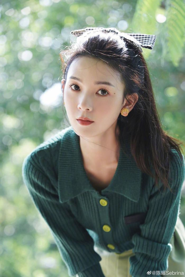 Bất ngờ danh sách dàn sao nữ thế hệ 1990 địa vị cao nhất Trung Quốc, Nhiệt Ba và Dương Tử lại thua Châu Đông Vũ - Ảnh 16. Bất ngờ danh sách dàn sao nữ thế hệ 1990 địa vị cao nhất Trung Quốc, Nhiệt Ba và Dương Tử lại thua Châu Đông Vũ - Ảnh 16.