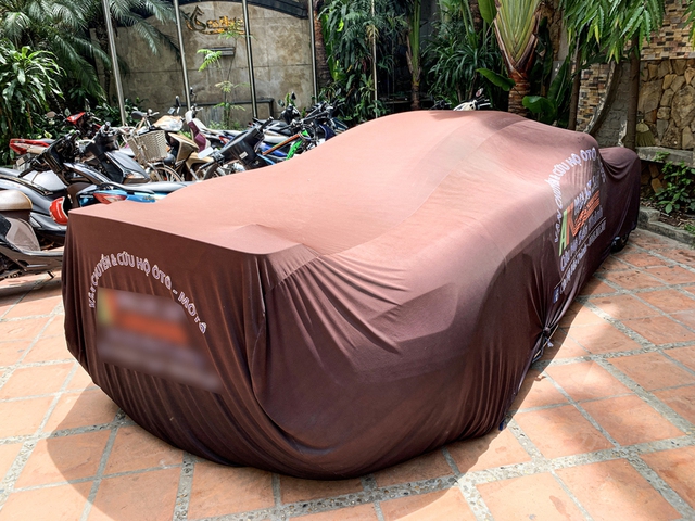 Dàn siêu xe gần 400 tỷ đồng đã đến Hà Nội, Koenigsegg Regera và McLaren Senna nằm trùm bạt chờ tỏa sáng - Ảnh 16. Dàn siêu xe gần 400 tỷ đồng đã đến Hà Nội, Koenigsegg Regera và McLaren Senna nằm trùm bạt chờ tỏa sáng - Ảnh 16.