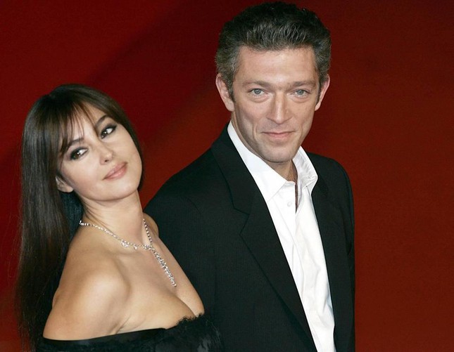 Cuộc đời Monica Bellucci - Minh tinh đẹp nhất nước Ý - Ảnh 7.