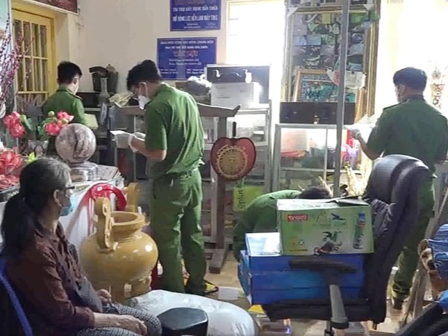Bị can L&ecirc; T&ugrave;ng V&acirc;n bị c&aacute;o buộc l&agrave; chủ mưu trong vụ &aacute;n tại Tịnh thất Bồng Lai - Ảnh 6.