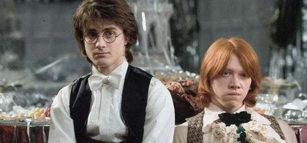 Loạt mỹ nam màn ảnh bị kiểu tóc xấu che lấp nhan sắc: Hội Harry Potter vẫn chưa đáng buồn bằng cái tên cuối - Ảnh 6.