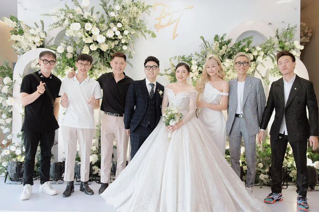 Ngắm nhan sắc xinh đẹp của nữ MC hot nhất Li&ecirc;n Qu&acirc;n Mobile trong lễ cưới - Ảnh 2.