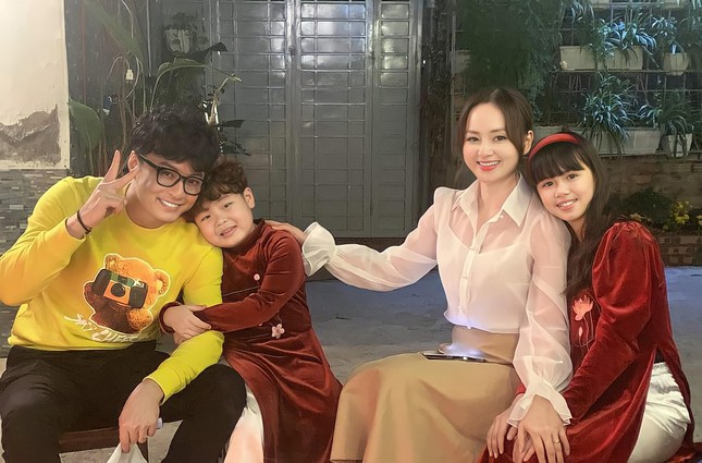 Bé Sam Thương ngày nắng về tiết lộ hậu trường các cảnh quay đẫm nước mắt trong phim - Ảnh 1.