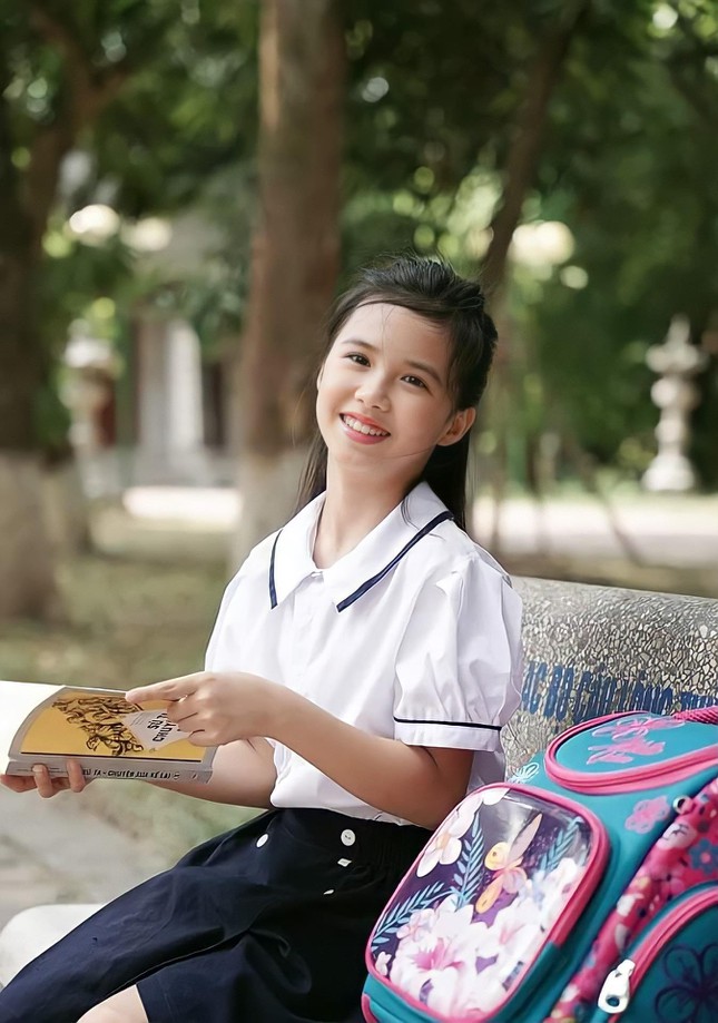 Bé Sam Thương ngày nắng về tiết lộ hậu trường các cảnh quay đẫm nước mắt trong phim - Ảnh 7.