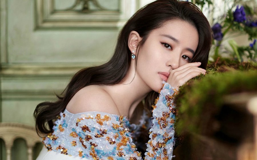 Liu Yifei: From a billion-dollar fairy to Hollywood and a makeover after 16 years, a whole decade only openly loved a Korean actor - Photo 6.