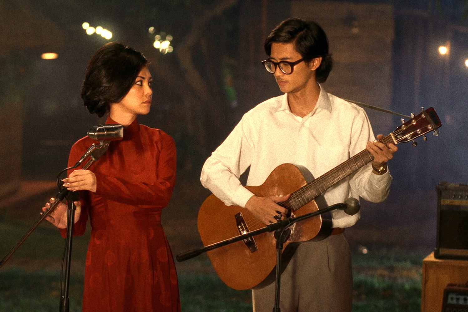 Trinh Cong Son - Em And Trinh in theaters: Which version should the audience see first?  - Photo 1.