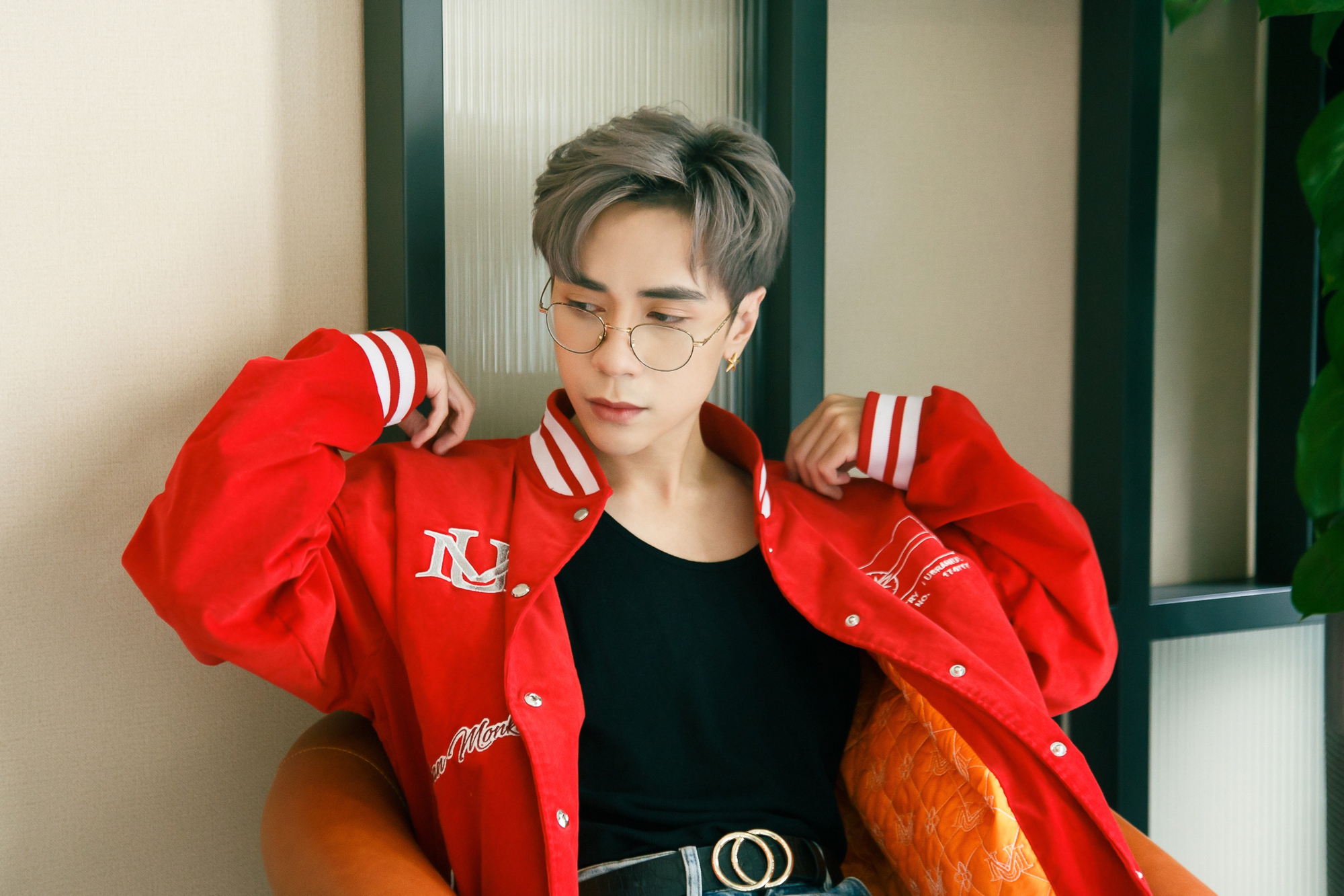 Quang Hùng MasterD trải lòng: Suốt 6-7 năm phải xin để được hát mà không nhận cát-xê, nhạc Thái có rất nhiều điểm tương đồng với Vpop - Ảnh 4. Quang Hùng MasterD trải lòng: Suốt 6-7 năm phải xin để được hát mà không nhận cát-xê, nhạc Thái có rất nhiều điểm tương đồng với Vpop - Ảnh 4.