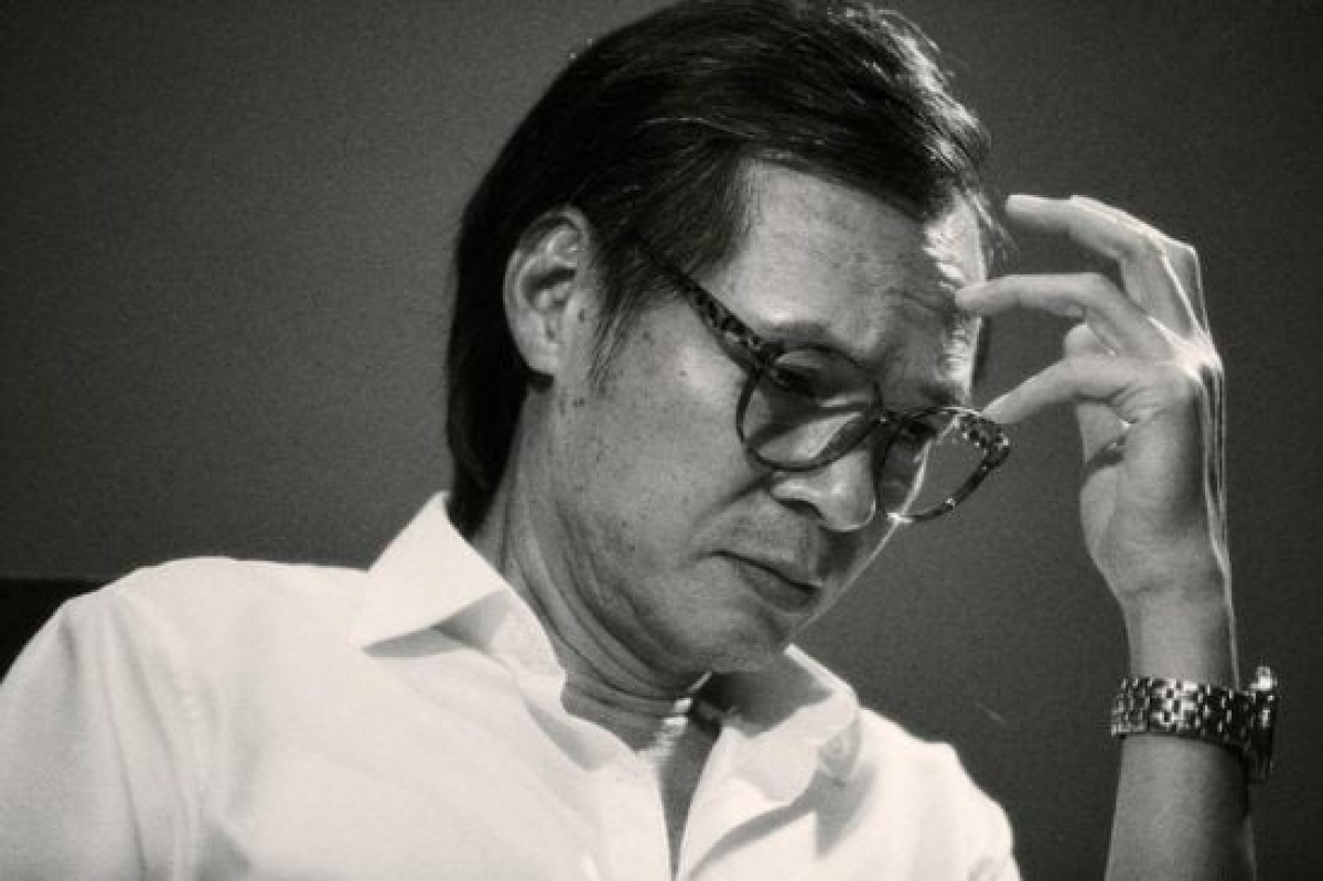 Chuyện ép cân của Trần Lực để hóa thân thành Trịnh Công Sơn - Ảnh 3. Chuyện ép cân của Trần Lực để hóa thân thành Trịnh Công Sơn - Ảnh 3.