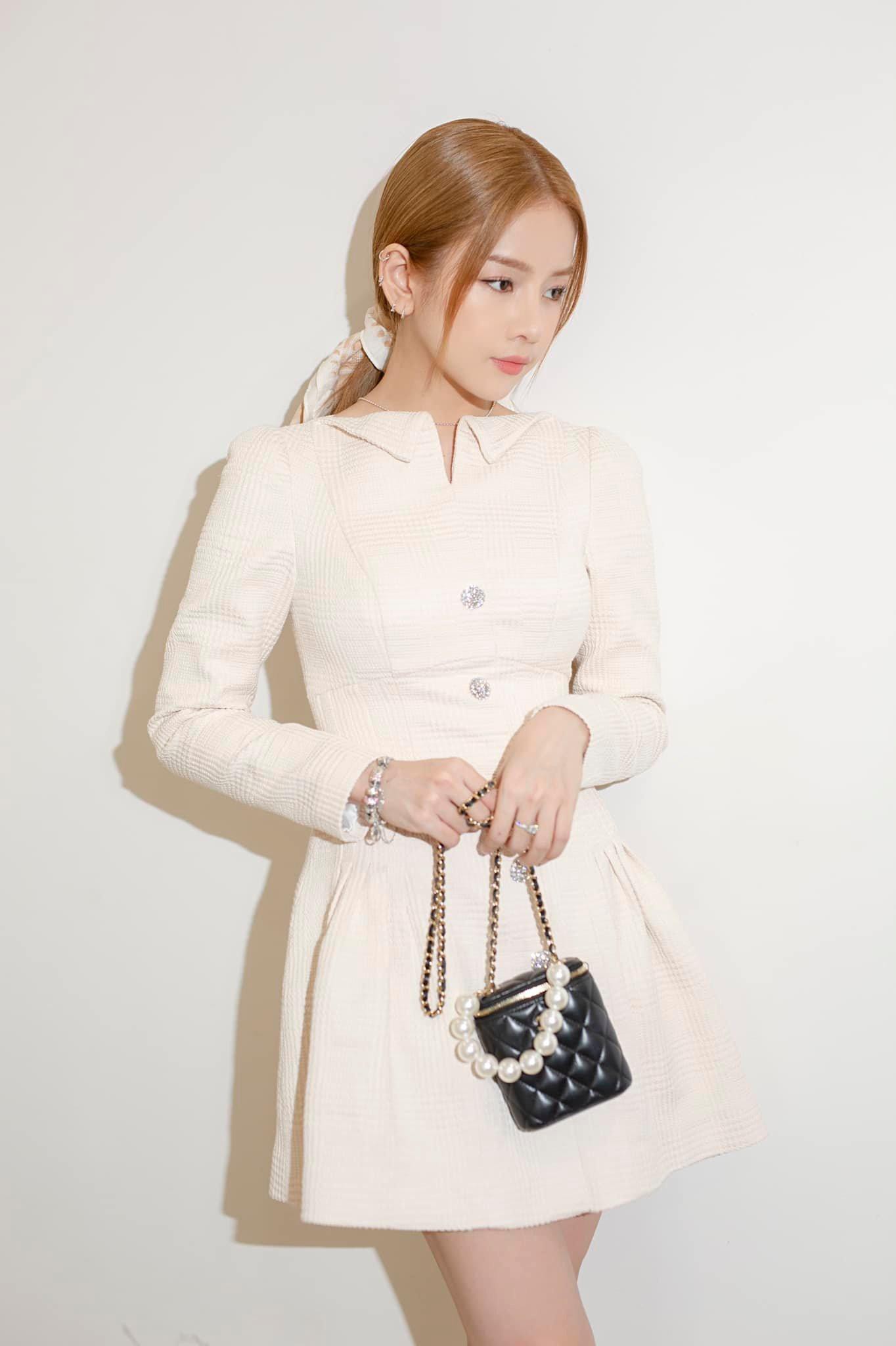 Phong c&aacute;ch thời trang từ c&aacute; t&iacute;nh đến hường phấn của Mie, l&agrave; DJ m&agrave; cứ ngỡ fashionista! - Ảnh 17.