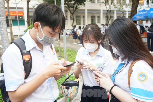 Special notes for candidates taking the 10th grade exam in Ho Chi Minh City in 2022 - Photo 1.